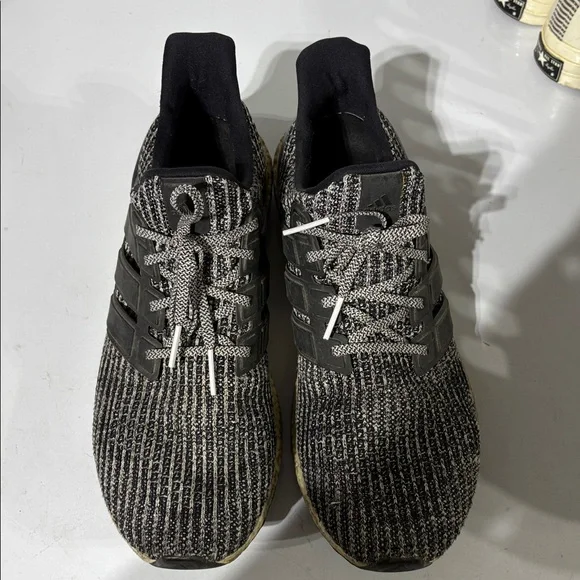 Ultra Boost 3.0 Oreo Size 13 - Picture 3 of 6